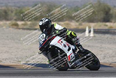 media/Nov-01-2025-CVMA (Sat) [[fc0f7531b8]]/Race 7-Formula Twins-Formula 40 UL/